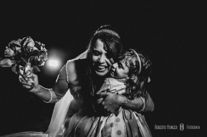 noiva feliz, fotografia de casamento profissional, álbum de casamento em pouso alegre e itajubá