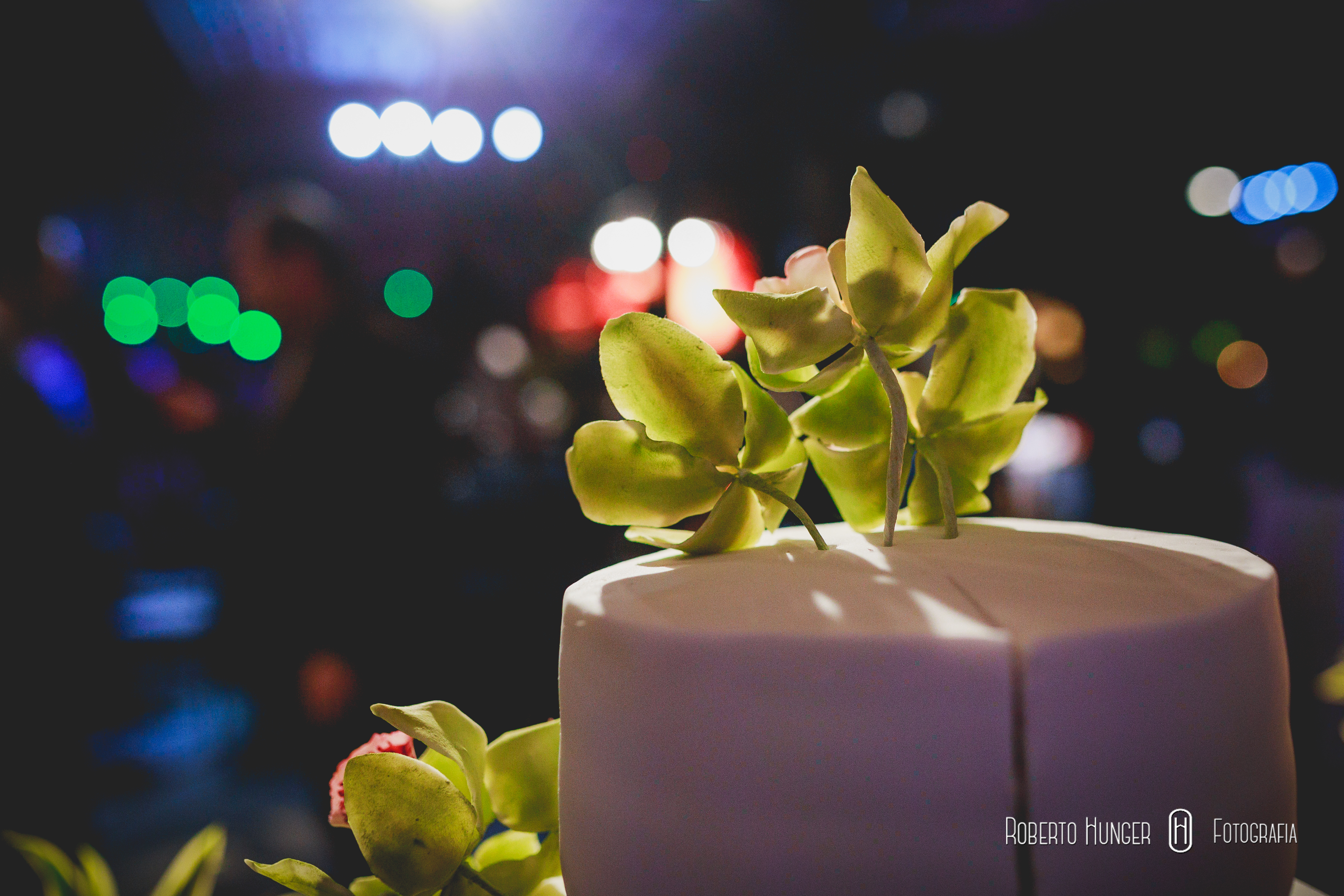 noiva dançando com padrinhos, casamento em taubaté, casamento taubaté vale do paraíba, fotografia de casamento em taubaté, cerimônia budista, orçamento de fotografia