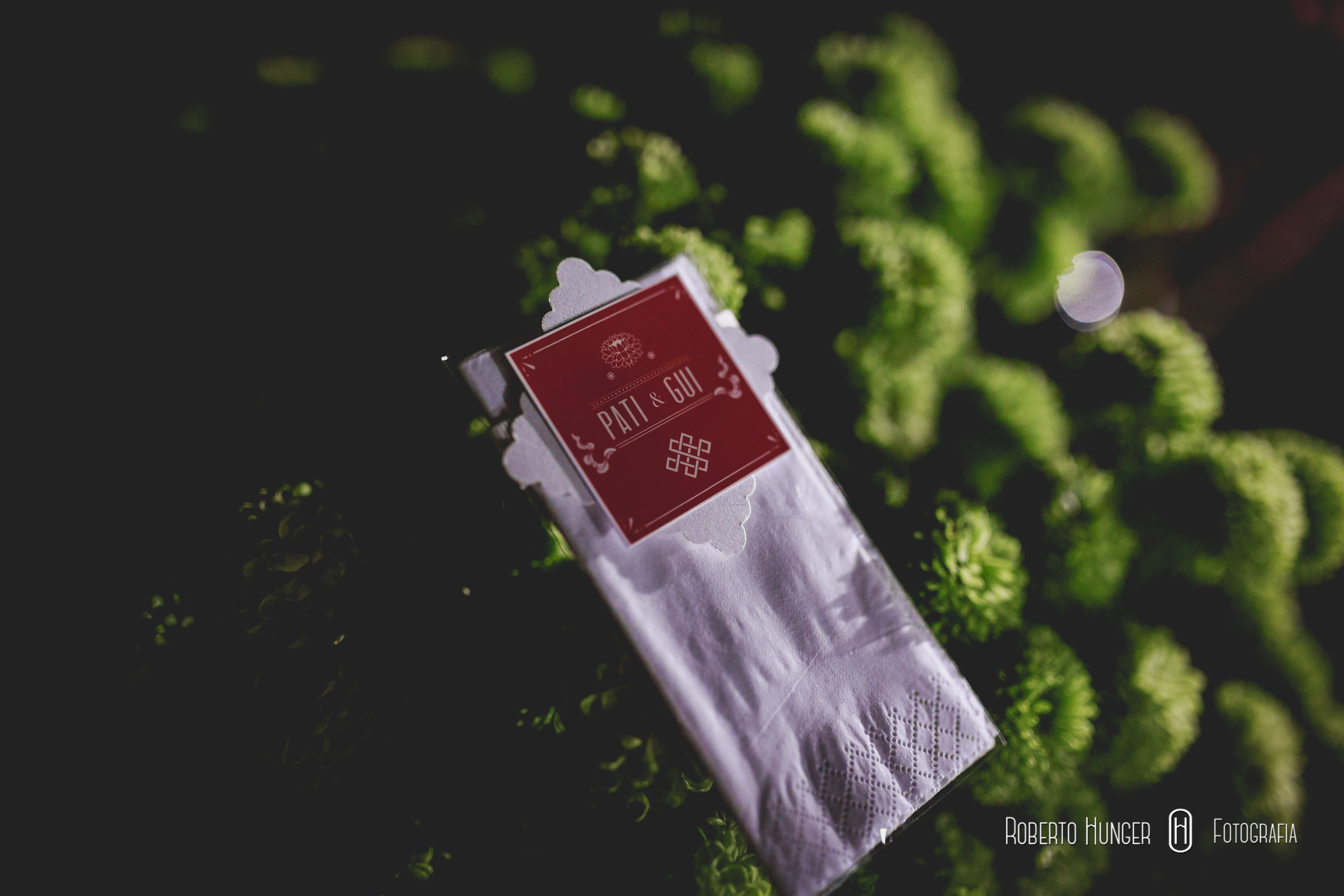 MILTON DECORAÇÕES Rua Viseu, 214 - Chácaras Reunidas - São J. Campos; GABBO [DESIGN DE MARCA] Design de Marca [Direção de Arte e Identidade Visual;