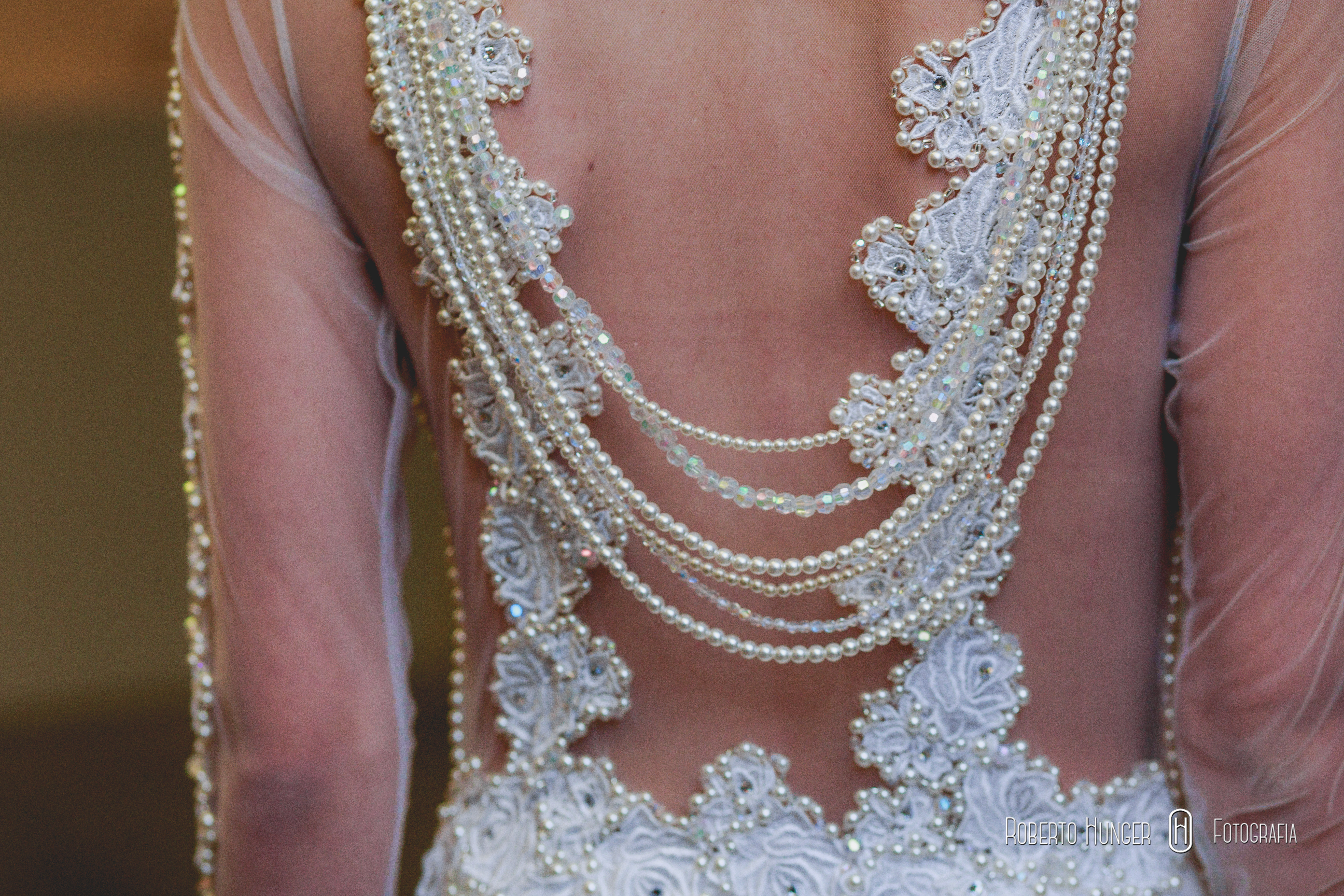 fotos de Vestido de noiva em Pouso Alegre, karech matrimonial , fotografia de casamento em pouso alegre, pouso alegre noivas, roberto hunger jr, fotógrafo de casamentos pouso alegre