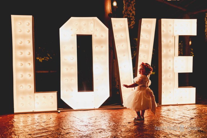 casamento love, wedding love, letreiro gigante em casamento