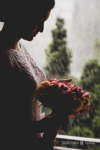 noivos se beijando, carinho noivos, fotógrafo de casamento em itajubá, casamentos varginha e alfenas, hoteis para casamento em minas gerais, onde casar em minas gerais, monte verde lua d emel, hoteis para lua de mel em monte ver, roberto hunger junior fotografia, roberto hunger, roberto hunger fotografia