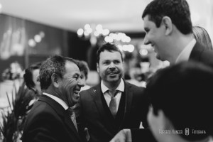 Cabelo e maquiagem: Vanessa Andrade; Vestido: Rafael Garoni.; Celebrante: Rogerio Cruzantonio; Villa La Farme: Buffet, La Farme decorações e mobiliário; La Farme: Bolo e doces; Ana Ferreira Cerimonial; CENOGRAFIA e ILUMINAÇÃO - FERNANDO GARCIA ; SONORIZAÇÃO - VIVACE