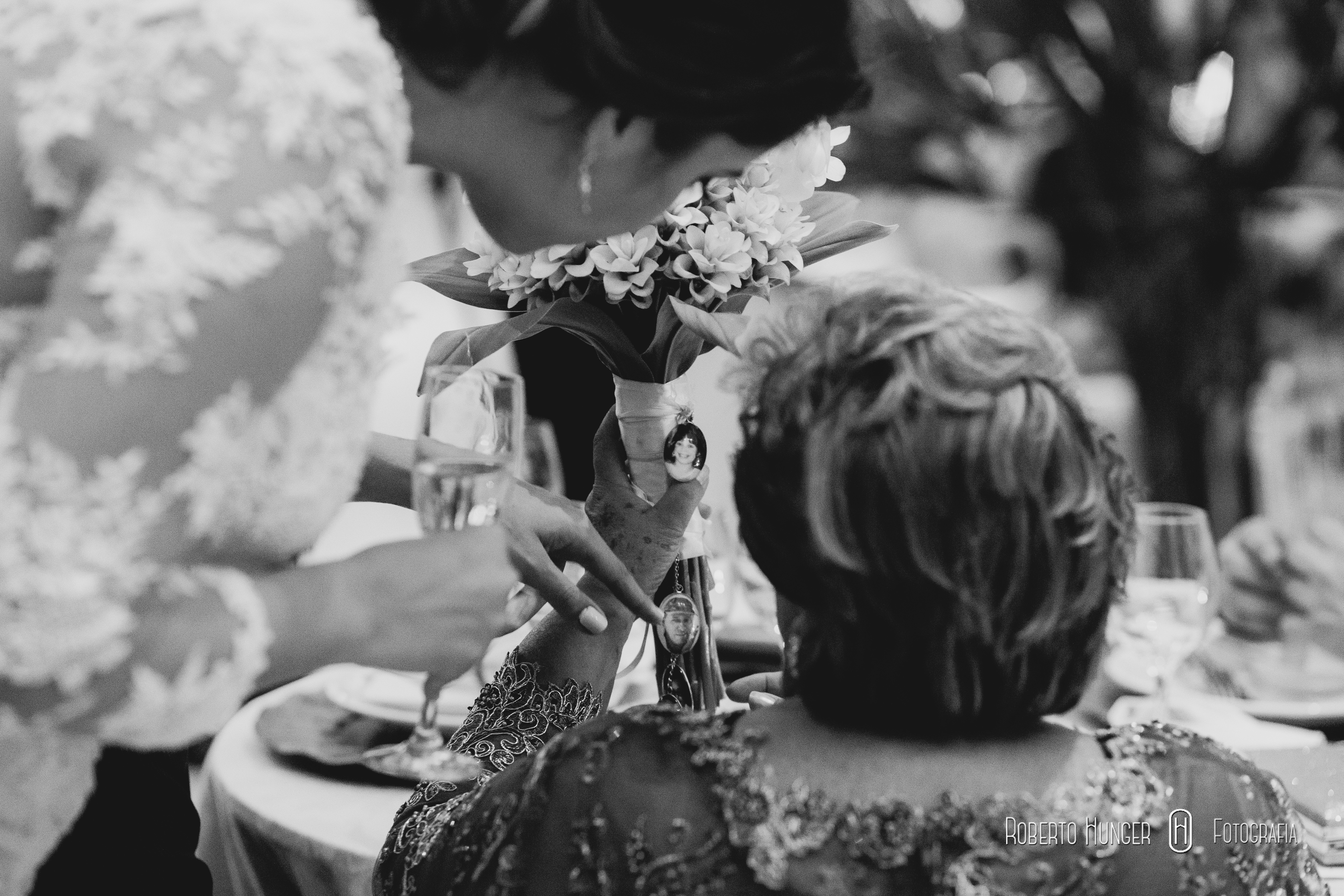 casamentos em poços de caldas, roberto hunger fotografia, fotografia de casamento em poços de caldas, casamentos, santa rita do sapucaí fotografia de casamentos, extrema mg fotografia de casamentos, google casamentos, goolge fotografia de casamentos em pouso alegre, itajubá fotos casamentos, a´lbuns casamentos borda da mata, jacutinga casamentos, ouro fino casamentos fotografias, fotógrafo de casamento inconfidentes, ouro fino fotos casamentos, fotógrafo de casamento em ouro fino, sul de minas fotografia de casamentos, monte verde casamentos fotos fotografia, fotógrafo de casamentos em monte verde, varginha fotografos de casamento