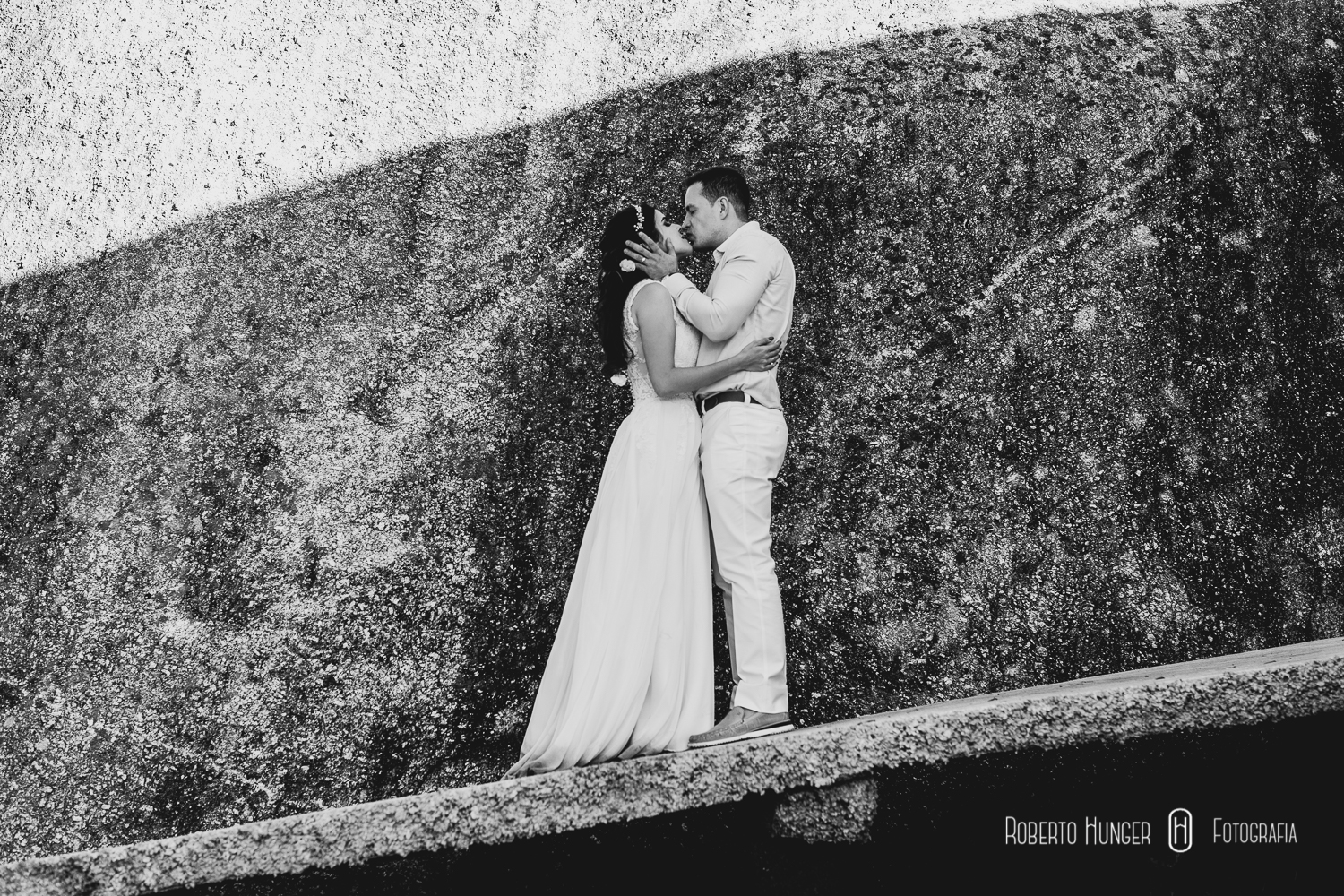Roberto hunger fotografia, fotografia de casamento em pouso alegre, itajubá fotos casamentos, varginha fotógrafo de casamento, melhores fotos de casamento sul de minas, monte verde e camanducaia onde casar, hoteis e pousadas para casamento em minas gerais, casando nas montanhas sul de minas, cambui minas gerais, borda da mata, lambari fotos de casamento, paraisóples sul de minas casamentos, ouro fino casamentos, eventos em pouso alegre, itajubá fotografia de casamento