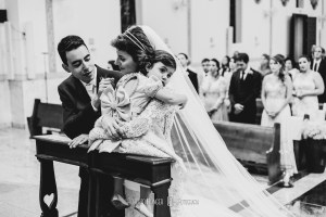 Gustavo, aqui novamente. Cerimonial: Fernando Henrique Ribeiro; Buffet: Amaral Eventos; Decoração: Aninha Rodrigo Decoradores Foto: Roberto Hunger Fotografia e equipe; Vídeo:Bem Casados; Cabelo e make: Fred Couto; Vestido: Giulliano Oliva; Doces: Néia Rodrigues Doces Gourmet; Bem casados: Maria Cristina Flor de Laranjeira; Músicos igreja: Alligare Eventos; Banda: Moqueca Groove; DJ: Luizinho PA Lite. Igreja: Paróquia Nossa Senhora do Carmo. Festa: Pousada Cambuhy @rodrigoaninhadecoradores , @robertohunger , @fernandohribeiro , @hellen_bianchi , @gustavo_uchoa , @pousadacambuhy , @coutofred , #monteverde , #cambui , #cambuimg , #itajubá , #itajuba , #pousoalegre , #alfenas , #noivas2017, #noivas2018 , #machado , #camanducaia , #casamentocampo , #bordadamata , #paraisopolis , #santaritadosapucai , #extremamg , #varginha