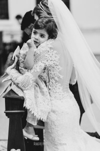 Gustavo, aqui novamente. Cerimonial: Fernando Henrique Ribeiro; Buffet: Amaral Eventos; Decoração: Aninha Rodrigo Decoradores Foto: Roberto Hunger Fotografia e equipe; Vídeo:Bem Casados; Cabelo e make: Fred Couto; Vestido: Giulliano Oliva; Doces: Néia Rodrigues Doces Gourmet; Bem casados: Maria Cristina Flor de Laranjeira; Músicos igreja: Alligare Eventos; Banda: Moqueca Groove; DJ: Luizinho PA Lite. Igreja: Paróquia Nossa Senhora do Carmo. Festa: Pousada Cambuhy @rodrigoaninhadecoradores , @robertohunger , @fernandohribeiro , @hellen_bianchi , @gustavo_uchoa , @pousadacambuhy , @coutofred , #monteverde , #cambui , #cambuimg , #itajubá , #itajuba , #pousoalegre , #alfenas , #noivas2017, #noivas2018 , #machado , #camanducaia , #casamentocampo , #bordadamata , #paraisopolis , #santaritadosapucai , #extremamg , #varginha