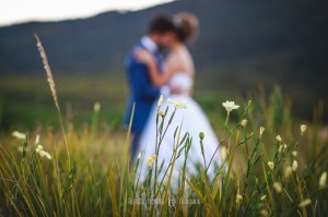 Algumas imagens do Editorial de Noivas no Serras Altas Residencial (Poços de Caldas) Imagens: Roberto Hunger Fotografia e Produtora Play Filmes; make e cabelo: Eliana Muniz makeup, Mara Fortunato e Denise Baião; Vestidos: Ateliê Roberta Coelho; Buquês: Luiz Machioni; Ternos: Casa Naves; Modelos: Mariana Migloranzi e Lucas Amaral; Acesse meu site para contato: https://robertohungerfotografia.com/ zap: 35 984444635. @elianamunizmakeup, @playfilmes_yoshi, @luizmachionidecor, @marafortunato23 , @atelierobertacoelho, @robertohunger , @denisebaiao , @serrasaltasresidencial, @robertaapcoelho, #pousoalegre , #alfenas , #noivas2018 , #machado , #camanducaia , #casamentocampo , #bordadamata , #paraisopolis , #santaritadosapucai , #extremamg , #varginha, #santaritadosapucaí, #bordadamata, #brasopolis, #monteverde , #camanducaia, #poçosdecaldas , #caldas , #taubaté , #monteverde , #itajubá , #cambui , #cambuimg , #poçosdecaldas