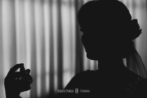 Roberto Hunger Junior; Estética Jéssica Pereira; make jéssica pereira, Tati Bueno cabelo; Vestido Atelier Rafael Garroni; Atelier Rafael Garroni; Decoração Cabana Hall Eventos; Cerimonial Cabana Hall, João Carlos Castro; Bufê Autieri Borin; Doces Kênia Vasconcelos; Bem casados Ana Cristina Bem Casados, Dj Junior Pee, Filmagem: 2B filmes