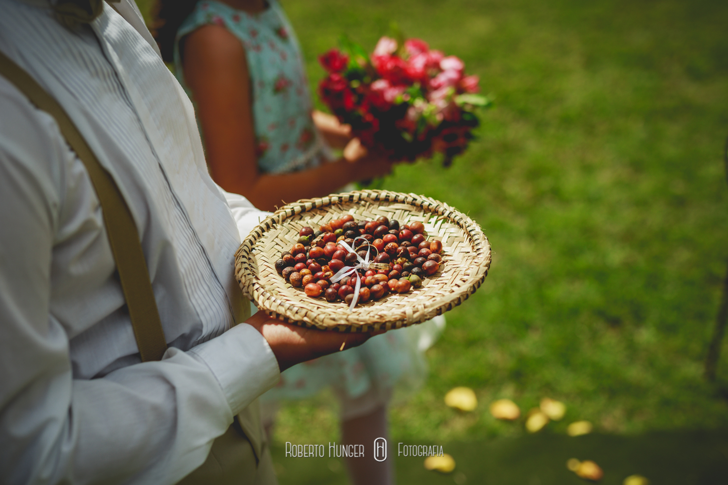 fotógrafos de casamento sul de minas gerais, fotografia de casamento em pouso alegre, fotoógrafo de casamento itajubá, itajubá fotografia de casamento, são lourenço fotografia de casamento, fotografia de casamento são bento do sapucaí, roberto hunger fotografia, monte verde mini wedding, casando em pouso alegre, espaço para casamentos em itapeva, camanducaia fotografia de casamento, bom repouso casamentos fotografia, heliodora e lambari fotografia de casamento