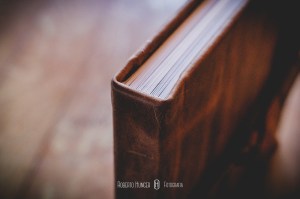 álbum de casamento ideal para mini wedding e casamentos rústicos. Álbum de casamento em couro, capa de couro rústico, casamento no campo em minas gerais pede este álbum!, roberto hunger jr.