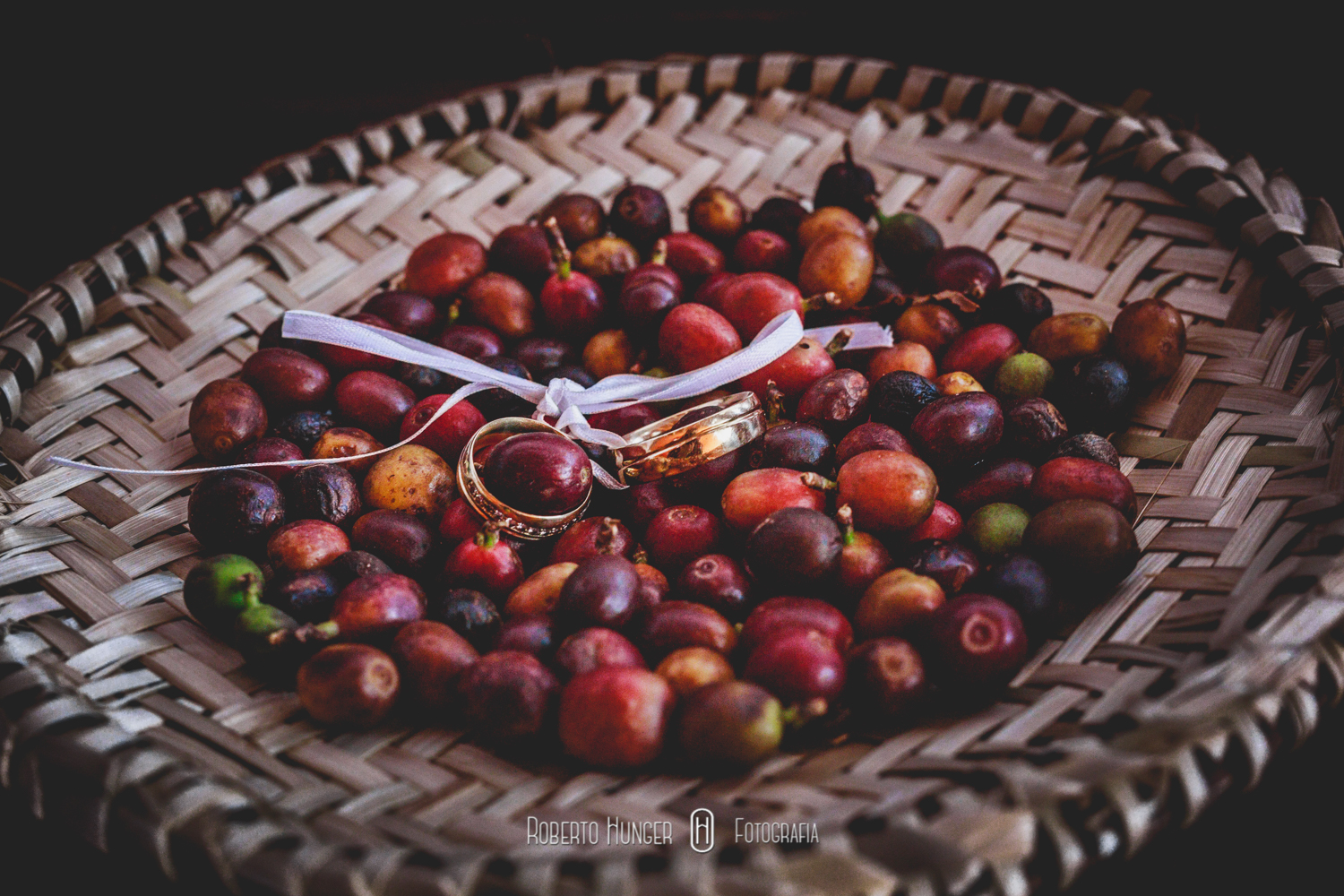 Fotos noivas em poços de caldas e região, noivas itajubá, noivas pouso alegre, noivas em cambui mg, minas gerais casamentos, noivas 2018, 2018 casamentos, onde casar em minas gerais, onde casar em poços de caldas, onde casar em pouso alegre, casamentos itajubá