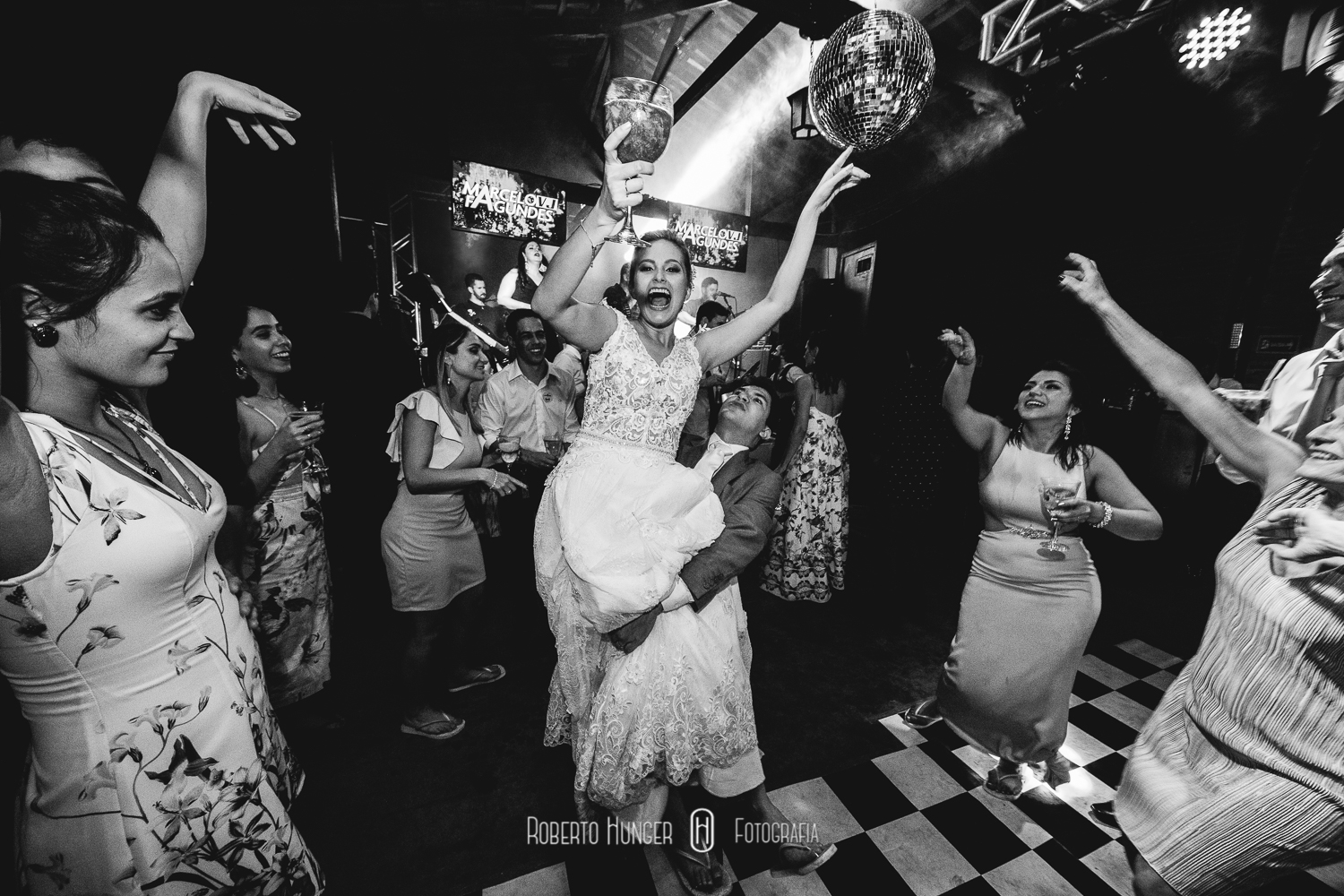 Fotos noivas em poços de caldas e região, noivas itajubá, noivas pouso alegre, noivas em cambui mg, minas gerais casamentos, noivas 2018, 2018 casamentos, onde casar em minas gerais, onde casar em poços de caldas, onde casar em pouso alegre, casamentos itajubá