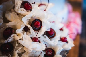 Vídeo Play filmes (Guilherme Yoshi) Fotografia: Roberto Hunger Junior e equipe. Cerimonial: Cerimonialy (Lucimara Souza); Make noiva/dia da noiva: EMME (Megue Costa); vestido noiva: Junior Pelissare; Make Noivo/dia do noivo: Santa Roma Cambuí; Igreja: Matriz de Nossa Senhora do Carmo Cambuí; Músicos da igreja: Alligare Eventos; Festa e Buffet : Pousada Cambuhy (Fernanda Rodrigues De Souza Brito e Leandro Brito) ; Decoração: Aninha Rodrigo Decoradores; Doces: Néia Rodrigues; Forminhas: Ana Lúcia Pereira; DJ: Marcelo Fagundes; Master Som; Mamãe brigadeiro, Banda: Odisseia/ Tribaus Bar: Souza Bartende.