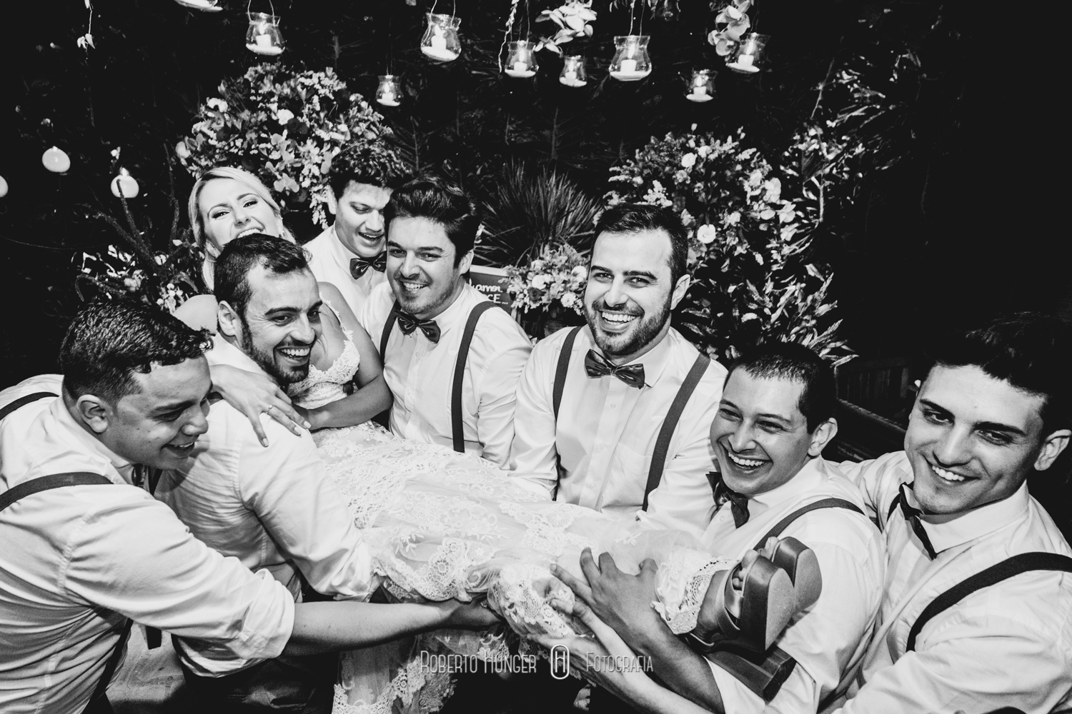 Fotografia: Roberto Hunger Fotografia e equipe; Filmagem : Guilherme Yoshi / Produtora Play Filmes Cabelo e Maquiagem : Gisele Barbosa; Decoração igreja e festa : Cristian Montal; Sonorização cerimônia: Enlace musical; Recepção: Chácara Silex; DJ : Adriano; Banda Keiskara; Doces: Milene Monte Sião, Bem casados: Di Betha São Paulo.