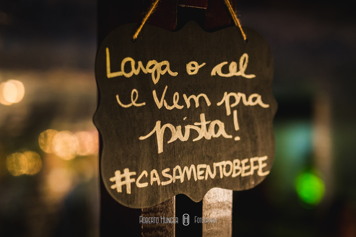 Fotografia: Roberto Hunger Fotografia e equipe; Filmagem : Guilherme Yoshi / Produtora Play Filmes Cabelo e Maquiagem : Gisele Barbosa; Decoração igreja e festa : Cristian Montal; Sonorização cerimônia: Enlace musical; Recepção: Chácara Silex; DJ : Adriano; Banda Keiskara; Doces: Milene Monte Sião, Bem casados: Di Betha São Paulo.