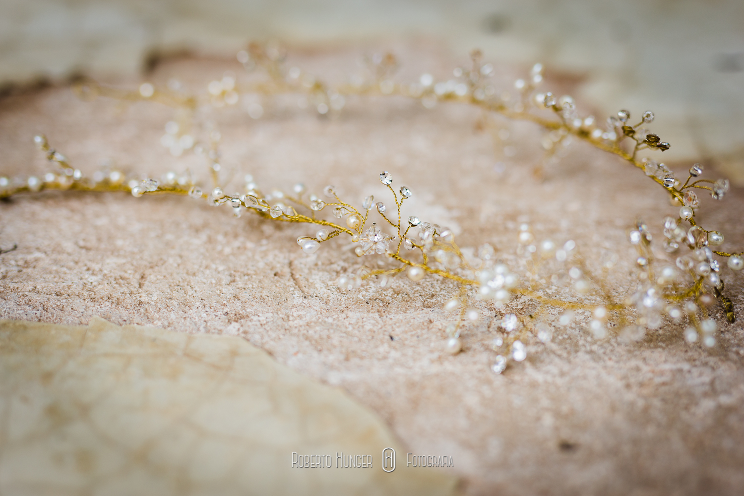 Imagens: Roberto Hunger Fotografia e equipe; Vídeo: Filmagem: Neon Filmes (Itamar Filho); Cerimonial: Mércia Ministro assessoria e cerimonial; Banda: Patronagens; Dj e sonorização: luizinho; Decoração: Helena Gurgel Arte Floral; Doces e bolo: Soraya Mouallem; Local do evento: Buffet Vienna (Pouso Alegre)