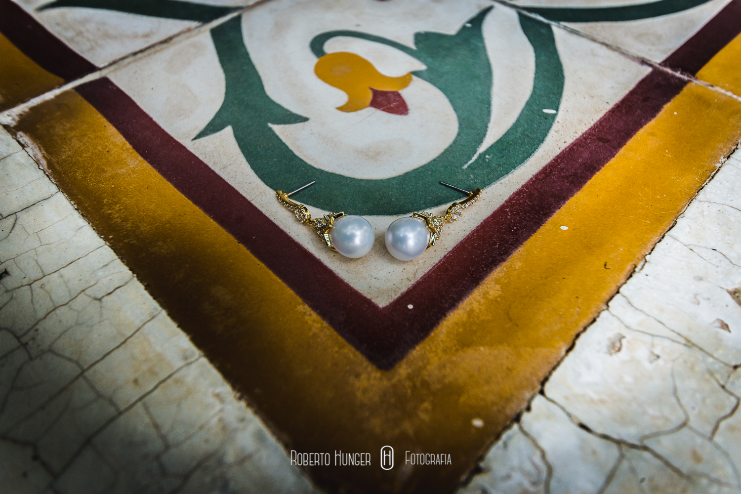 Imagens: Roberto Hunger Fotografia e equipe; Vídeo: Filmagem: Neon Filmes (Itamar Filho); Cerimonial: Mércia Ministro assessoria e cerimonial; Banda: Patronagens; Dj e sonorização: luizinho; Decoração: Helena Gurgel Arte Floral; Doces e bolo: Soraya Mouallem; Local do evento: Buffet Vienna (Pouso Alegre)