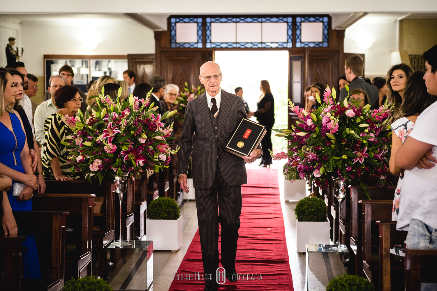 Fotografia de casamento em minas gerais, cidade de Pouso Alegre e itajubá fotógrafo. Fotos de casamento São João del rei e tiradentes. Fotografia de casamento Monte Verde, pouso Alegre, itajubá e Cambui minas gerais.