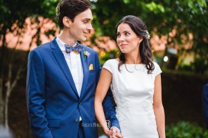 Espaço: Hotel Serra Bonita Assessoria: Ana Faria Celebrantes: Pedro Serra e Camille Amos Lardan Decor: Menu Decor Gastronomia: Buffet Expresso Gourmet Forografia: Roberto Hunger Fotografia e equipe; Vídeo: Make a Moment Beleza: Studio Glaucia Mafra Vestido: Rime Arodaky Doces Finos: Elisangela Doces Finos Música da Cerimônia: Carolina Hofmeister e André Hofmeister Música da Festa: GT Audio Sonorização | Samba Marcio Torres e Amigos | Banda Vacamarela