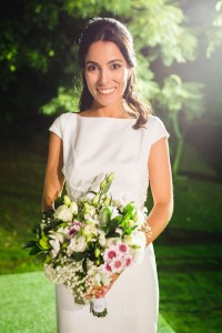 Espaço: Hotel Serra Bonita Assessoria: Ana Faria Celebrantes: Pedro Serra e Camille Amos Lardan Decor: Menu Decor Gastronomia: Buffet Expresso Gourmet Forografia: Roberto Hunger Fotografia e equipe; Vídeo: Make a Moment Beleza: Studio Glaucia Mafra Vestido: Rime Arodaky Doces Finos: Elisangela Doces Finos Música da Cerimônia: Carolina Hofmeister e André Hofmeister Música da Festa: GT Audio Sonorização | Samba Marcio Torres e Amigos | Banda Vacamarela