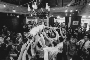 Espaço: Hotel Serra Bonita Assessoria: Ana Faria Celebrantes: Pedro Serra e Camille Amos Lardan Decor: Menu Decor Gastronomia: Buffet Expresso Gourmet Forografia: Roberto Hunger Fotografia e equipe; Vídeo: Make a Moment Beleza: Studio Glaucia Mafra Vestido: Rime Arodaky Doces Finos: Elisangela Doces Finos Música da Cerimônia: Carolina Hofmeister e André Hofmeister Música da Festa: GT Audio Sonorização | Samba Marcio Torres e Amigos | Banda Vacamarela