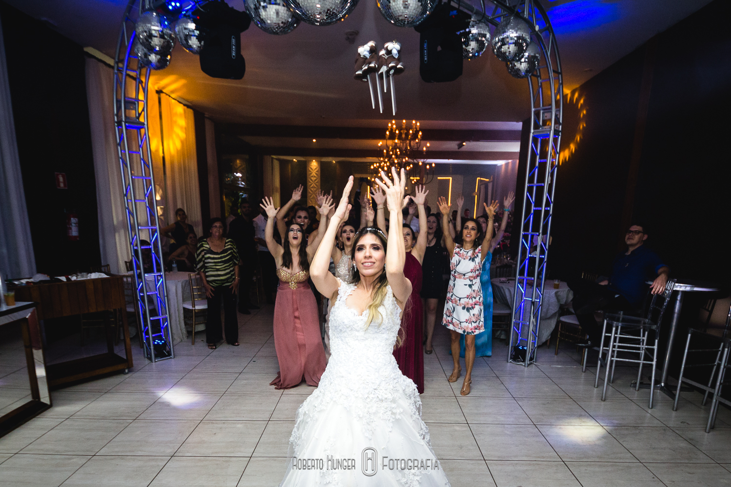 Fotógrafo de casamento no sul de minas gerais, Pouso Alegre casamentos, onde casar em itajubá?, Roberto Hunger Fotografia, fotográfo de casamentos em pouso alegre e itajubá, lambari e são lourenço fotografias de casamento, noivas itajubá e pouso alegre, noivas 2019 e 2020. Casamentos 2019 e 2020.