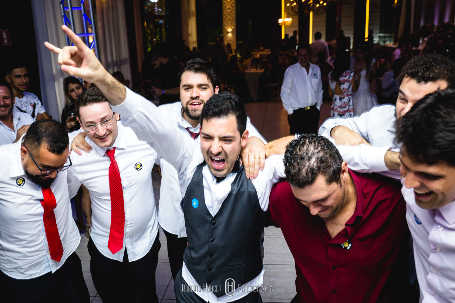 Fotógrafo de casamento no sul de minas gerais, Pouso Alegre casamentos, onde casar em itajubá?, Roberto Hunger Fotografia, fotográfo de casamentos em pouso alegre e itajubá, lambari e são lourenço fotografias de casamento, noivas itajubá e pouso alegre, noivas 2019 e 2020. Casamentos 2019 e 2020.