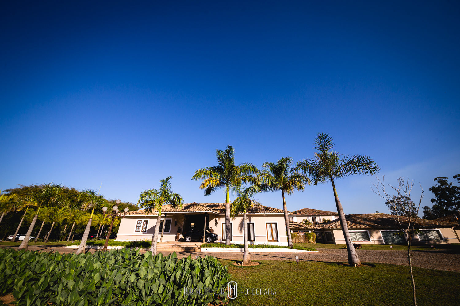 Roberto Hunger Fotografia. Onde casar em minas gerais? Fotografia de casamento sul de minas, pouso alegre e itajubá fotografia, borda da mata, lambari, santa rita do sapucai e poços de caldas fotos de casamento. Fotógrafo de casamento pouso alegre