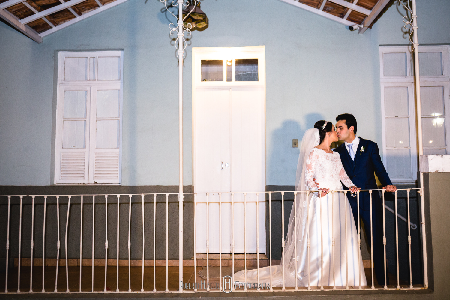 Roberto Hunger Fotografia. Onde casar em minas gerais? Fotografia de casamento sul de minas, pouso alegre e itajubá fotografia, borda da mata, lambari, santa rita do sapucai e poços de caldas fotos de casamento. Fotógrafo de casamento pouso alegre