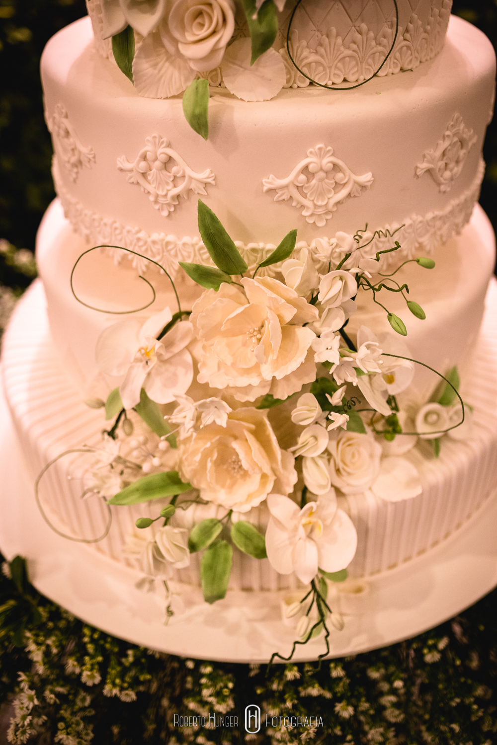 Roberto Hunger Fotografia. Onde casar em minas gerais? Fotografia de casamento sul de minas, pouso alegre e itajubá fotografia, borda da mata, lambari, santa rita do sapucai e poços de caldas fotos de casamento. Fotógrafo de casamento pouso alegre