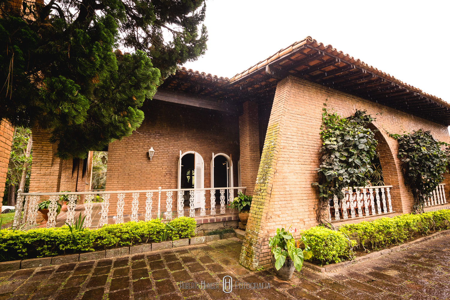 Cerimonial Cristina Guimaraes; Roberto Hunger Fotografia; 2b Filmes; Cia de Eventos Buffet; Elisangela Santana; Menu Decor; Juliana Campos; Convites e Cia. Impressos Finos; @ Garroni; @rafa garrafa; Atelier Rafael Garroni, casamento no campo, casamento em santa rita do sapicaí, casamento chique em minas gerais, onde casar em minas gerais. Alligare,, mega vox sonorizacao – christan siqueira dj, hotel fazenda vintem, Hotel Fazenda Vintém casamentos, Hotel Fazenda Vintém fotos.