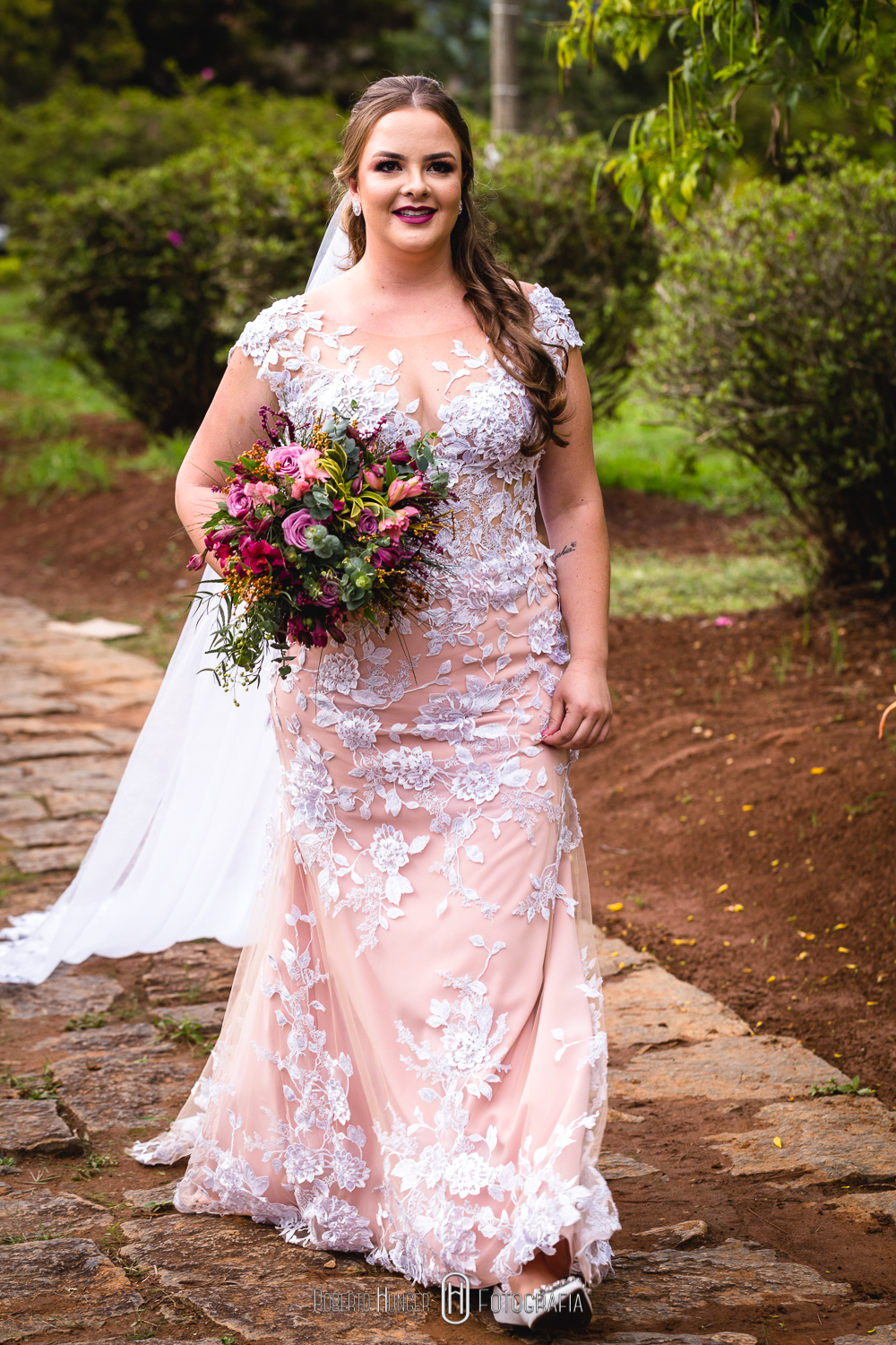 Fotografia de casamento no sul de minas gerais. Fotografia de casamento Santa rita do sapucaí, fotógrafo de casamento em Pouso Alegre e itajubá, fotos de santa rita do sapucaí, fotos pouso alegre noivas, noivas itajubá e região,
