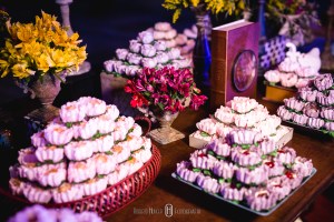 Cerimonial Cristina Guimaraes; Roberto Hunger Fotografia; 2b Filmes; Cia de Eventos Buffet; Elisangela Santana; Menu Decor; Juliana Campos; Convites e Cia. Impressos Finos; @ Garroni; @rafa garrafa; Atelier Rafael Garroni, casamento no campo, casamento em santa rita do sapicaí, casamento chique em minas gerais, onde casar em minas gerais. Alligare,, mega vox sonorizacao – christan siqueira dj, hotel fazenda vintem, Hotel Fazenda Vintém casamentos, Hotel Fazenda Vintém fotos.