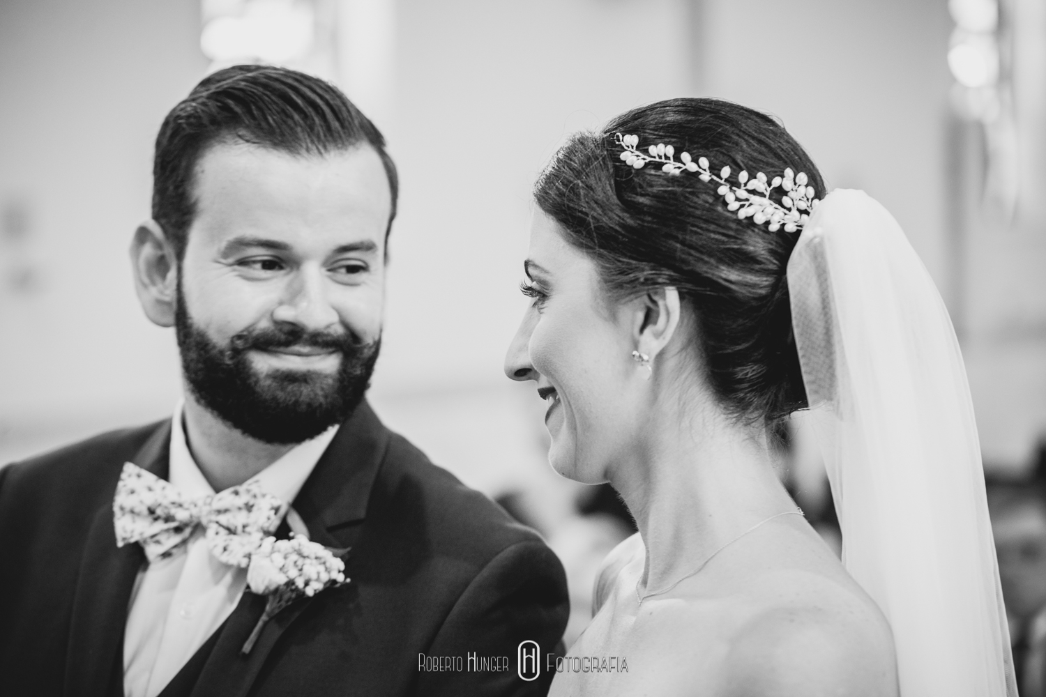 casamento católico em igrejas de minas gerais, casamento católico ao ar livre, casamento catolico entrada na igreja, cambui igreja matriz cerimônias de casamento