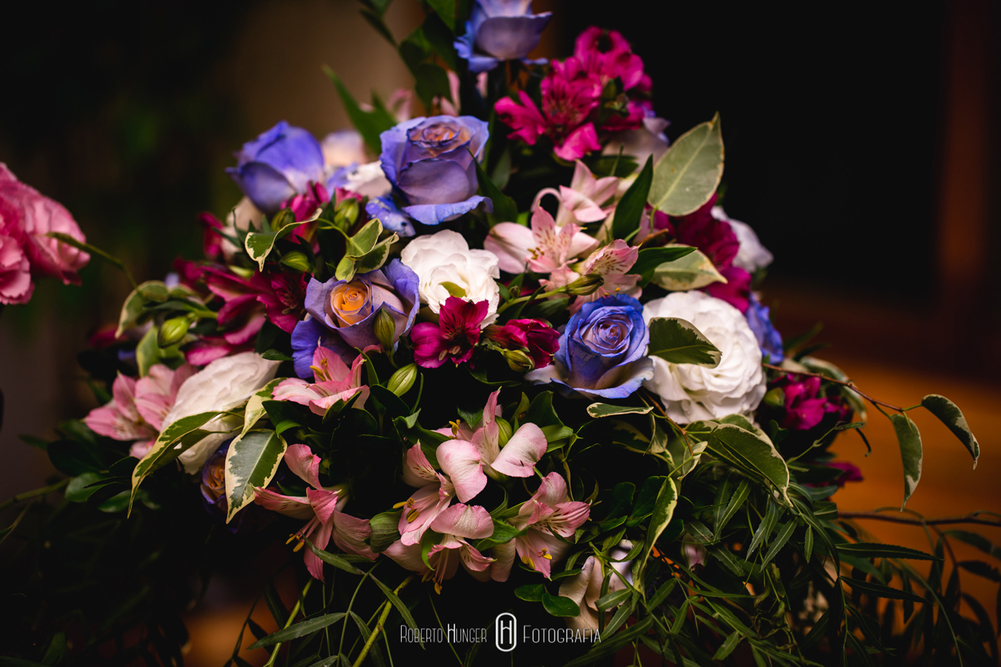 Assessoria e Cerimonial: Ana Faria Fotografia: Roberto Hunger Filmagem: Make a Moment Decoração: Menu Decor Espaço religioso e festa: Hotel Serra Bonita Buffet: Hotel Serra Bonita Bolo e Doces: Elisangela Doces Finos Bar de Caipirinhas: Drinks Bar Lucas Banda: Turne DJ: Felipe Mix Vestido noiva: Júnior Pelissare #noivas2020, #machado , #camanducaia , #bordadamata , #paraisopolis , #santaritadosapucai , #extremamg , #jacutinga, #andradas, #santaritadosapucai, #brasopolis, #monteverde , #poçosdecaldas , #caldas , #itajubá , #cambui , #cambuimg , #pousoalegre , #felizesparasempre , #pirangucu , #itajuba , #noivas2021, #casamento #noiva #noivas #vestidodenoiva #noivos #casamentos #voucasar #noivaspousoalegre