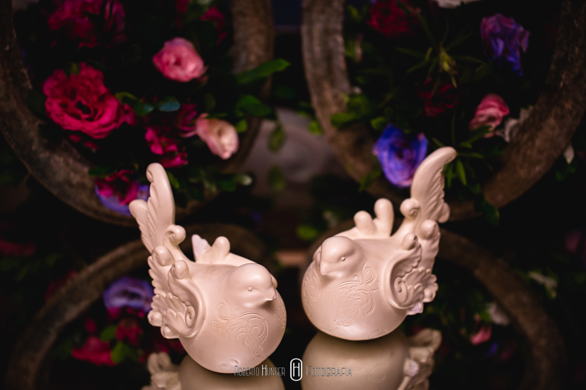 Assessoria e Cerimonial: Ana Faria Fotografia: Roberto Hunger Filmagem: Make a Moment Decoração: Menu Decor Espaço religioso e festa: Hotel Serra Bonita Buffet: Hotel Serra Bonita Bolo e Doces: Elisangela Doces Finos Bar de Caipirinhas: Drinks Bar Lucas Banda: Turne DJ: Felipe Mix Vestido noiva: Júnior Pelissare #noivas2020, #machado , #camanducaia , #bordadamata , #paraisopolis , #santaritadosapucai , #extremamg , #jacutinga, #andradas, #santaritadosapucai, #brasopolis, #monteverde , #poçosdecaldas , #caldas , #itajubá , #cambui , #cambuimg , #pousoalegre , #felizesparasempre , #pirangucu , #itajuba , #noivas2021, #casamento #noiva #noivas #vestidodenoiva #noivos #casamentos #voucasar #noivaspousoalegre