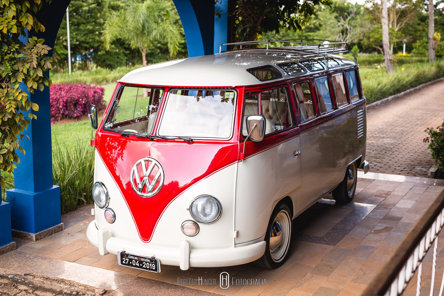 kombi em casamentos, detalhes de decoração de casamento de luxo para eventos no campo, Decoração de casamento, Fazenda e Haras São Bento, decoração de casamento no campo, casamento decorado com flores, decoração de luxo para casamento, casamento de luxo em minas gerais, onde casar em bragança paulista, flores em casamentos, decoração alegre para casamento, noivas 2020, noivas 2021