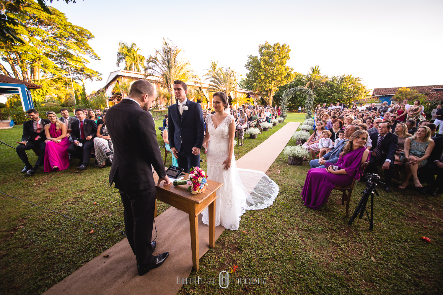 casamento no campo, Minas gerais sul de Minas, bragança noivas, onde casar em minas gerais?, casamento-em-itajubá-minas-gerais, fotografria-de-casamento-extrema, pouso-alegre-fotos-casamentos, noivas-itajubá, fotógrafo-de-casamentos-pouso-alegre, wedding weekend minas gerais, wedding weekend bragança paulista, fotógrafo de casamento Sul de minas gerais, noivas em Bragança paulista, casamento rústico , casamento no campo, casamento lindo, noivas 2020, Fazenda e Haras São Bento