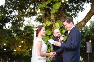 Fotografia: Roberto Hunger Fotografia ; Fazenda e Haras São Bento ; cerimonial: Primas Cerimonial; Celebrante: Edu Toledo;Make/Cabelo: Juninho Makehair; Buffet: Buffet Hernandes Gastronomia; Doce de Leite Bem-casaderia; Regina Bolos; Banda Tribals; Pertrini Wedding Band; Vestido: Casamarela (@casamarelanoivas); Araujo’s Bartenders; Kombi Pics