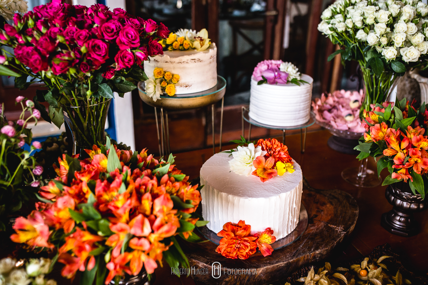 detalhes de decoração de casamento de luxo para eventos no campo, Decoração de casamento, Fazenda e Haras São Bento, decoração de casamento no campo, casamento decorado com flores, decoração de luxo para casamento, casamento de luxo em minas gerais, onde casar em bragança paulista, flores em casamentos, decoração alegre para casamento, noivas 2020, noivas 2021