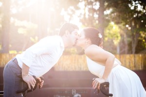 noiva e noivo ciclistas, bicicletas em casamentos, casal ciclista, casando nas montanhas, hotel serra bonita fotos, casamentos minas gerais