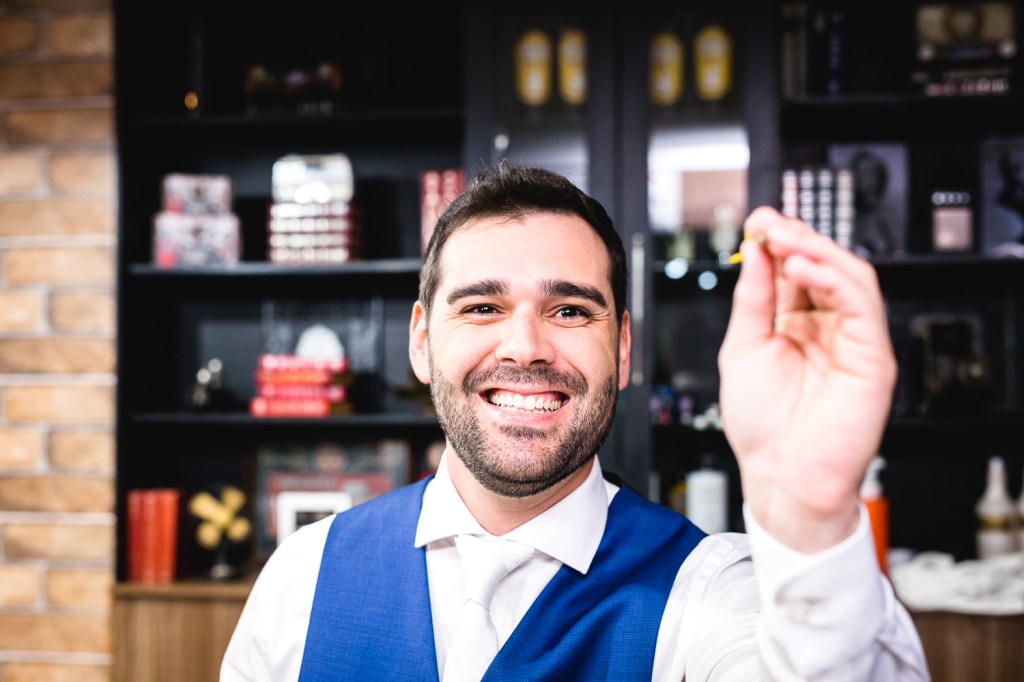 Cerimônia: Paróquia Nossa Senhora da Soledade Recepção: Xandi Campestre Barman: Ueslei Vincius Buffet: Xandi Gomes Cabine de fotos: EU NA FOTO - Cabine Cerimonial: Cerimonial Rafael Guedes Cerimonial, André Borges, Glauco Estevam, Fernanda Santos Dj: Mateus Costa Decoração: Menu Decor Saulo Ramon Gentil Emerson Baxinho; Dia da Noiva: Villa Venuta Doces, bem-casados e bolo cenográfico: Soraya Mouallem; Fotografia: Roberto Hunger Junior & Jonaan Carvalho Filmagem: Eternize Films Julio Cesar Silva Douglas Barbosa Hair: Simone Peres Make: Bruna Siqueira Papelaria: 1º Atto Convites Vestido da noiva: Nova Noiva