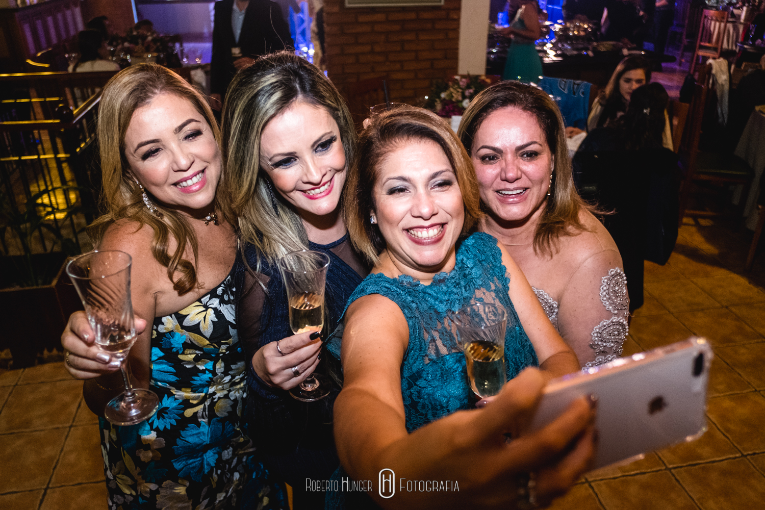 casamento no campo, decoração casamento ao ar livre, casamento nas montanhas, monte verde casamentos, decoração de casamento no campo rustico, fotos casamentos lindos no campo, Fotógrafo de casamento em pouso alegre e itajubá, itajubá e piranguçu fotos de casamento, delfim moreira fotografia de casamentos, fotógrafo minas gerais e pouso alegre, lambari e são lourenço fotografia de casamentos, fotos lindas de casamentos, fotos de casamentos simples, onde casar em itajubá?