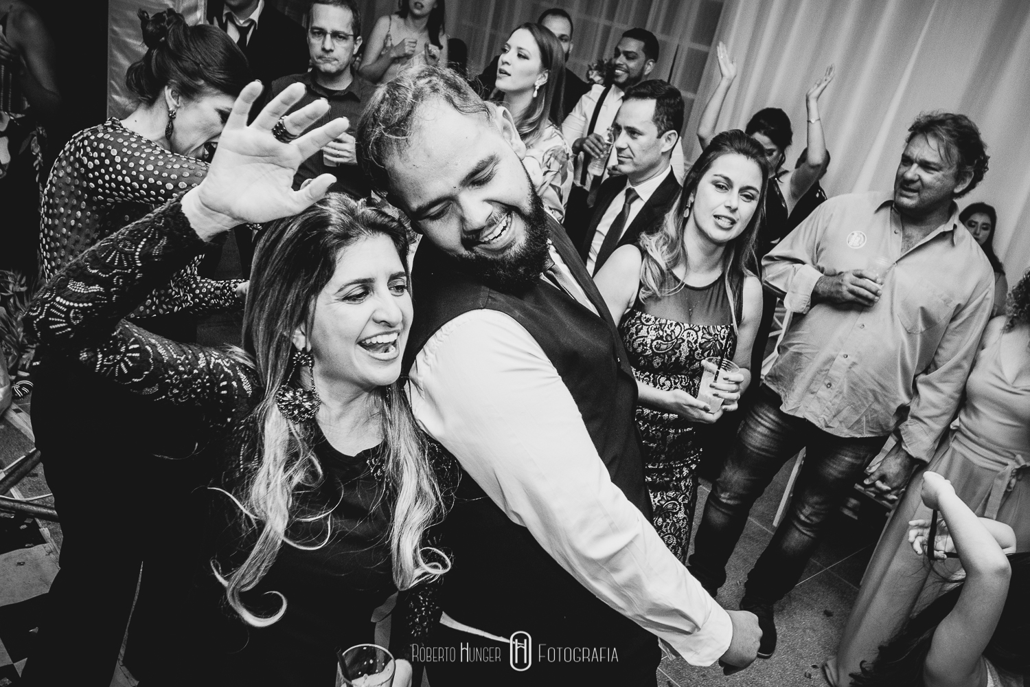 fotografia de casamento em itajubá, itajubá noivas, fotógrafo casamento em itajubá, sul de minas gerais, igreja católica em minas gerais, fotógrafo minas gerais casamentos noivas, onde casar em itajubá