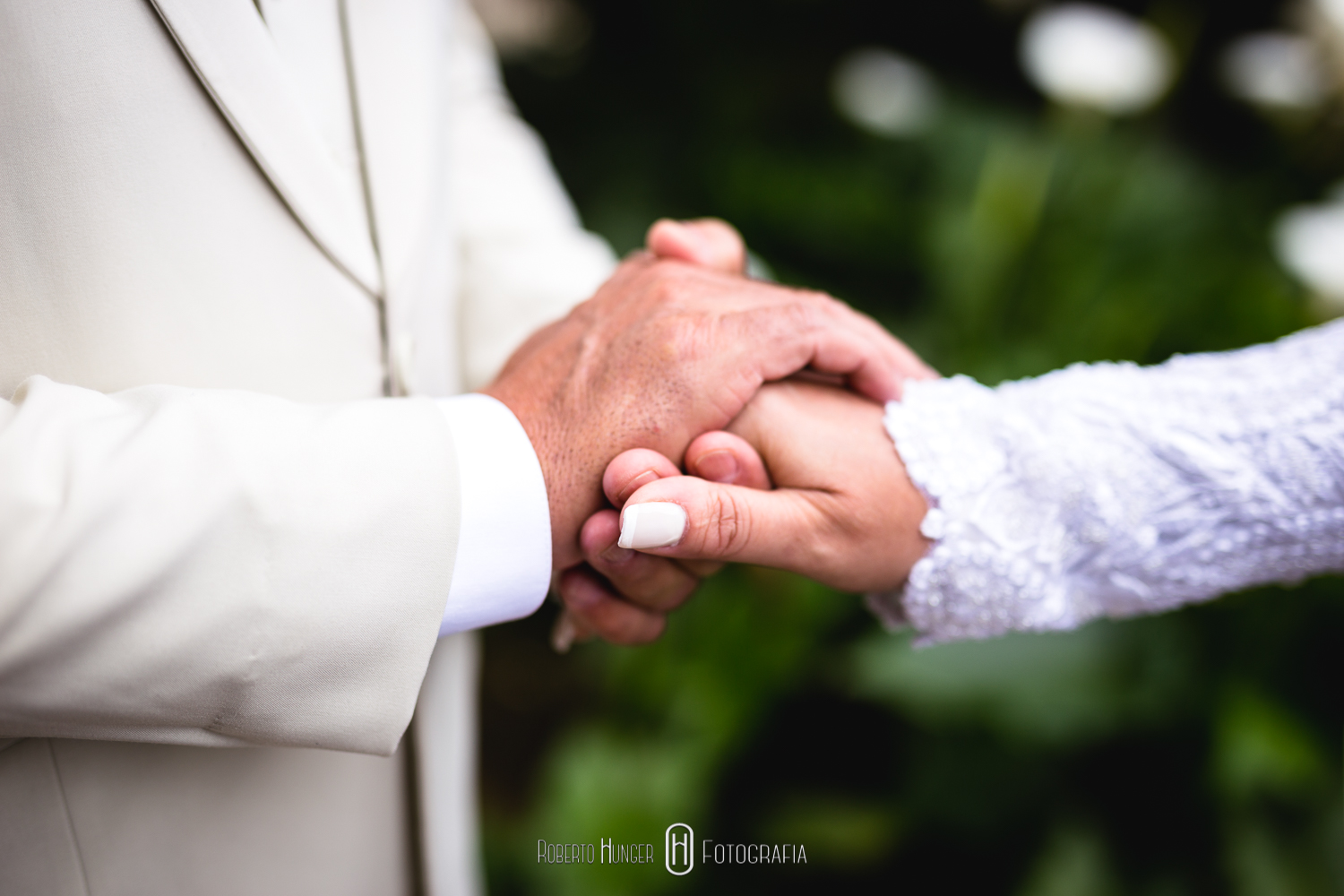 casamento budita zen, zen casamento, Elopement Wedding budista, fotos monte verde casamento lindo, casamento em monte verde hotel Hotel Meissner Hof, casando no campo, casando na chuva