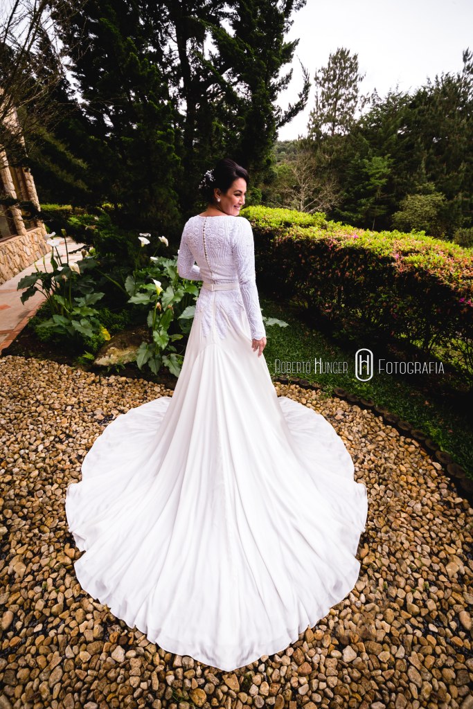 casamento budita zen, zen casamento, Elopement Wedding budista, fotos monte verde casamento lindo, casamento em monte verde hotel Hotel Meissner Hof, casando no campo, casando na chuva