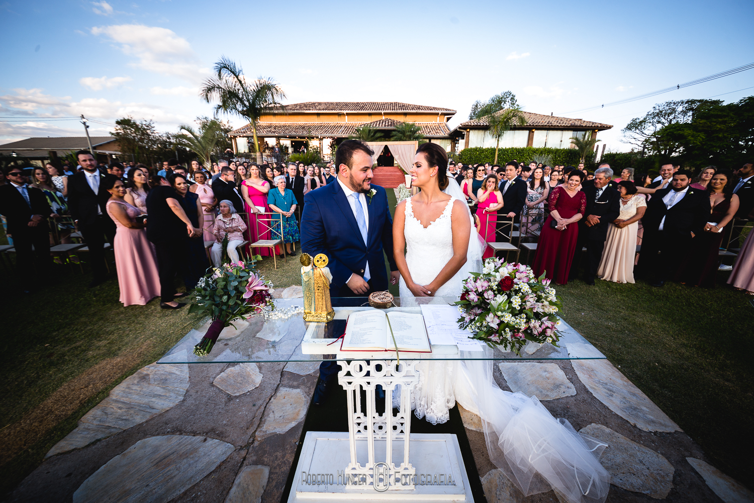 casamento no espaço barroko em pouso alegre, noivas pouso alegre e itajubá, casamento ao campo, ao ar livre noivas, noivos por do sol