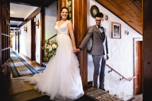Elopement Wedding é um estilo de casamento no qual o noivo e a noiva optam por viajar para algum lugar distante ou fora da cidade e casar sem avisar a família e amigos