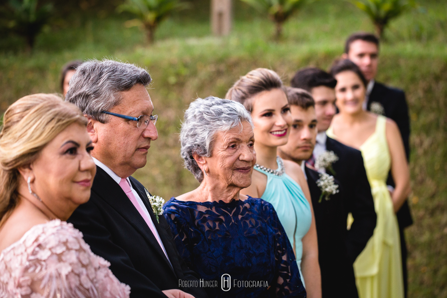 quanto custa um casamento e a decoração do casamento, buffet de casamento em minas gerais, decoração de casamento ao ar livre em minas gerais, pousada para casamentos fotos, noiva casando em local rústico, casamento ao ar livre sul de minas gerais